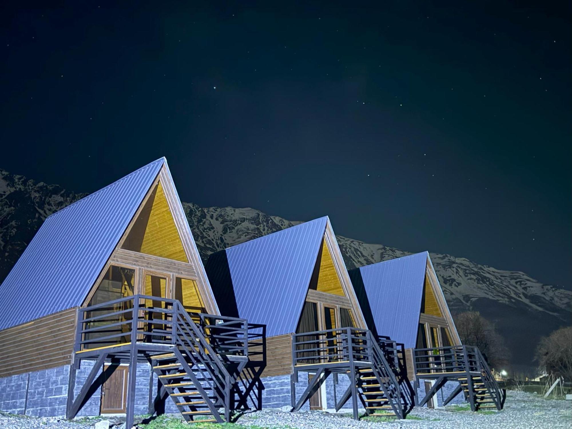 Cottages Dila คัซเบกี ภายนอก รูปภาพ