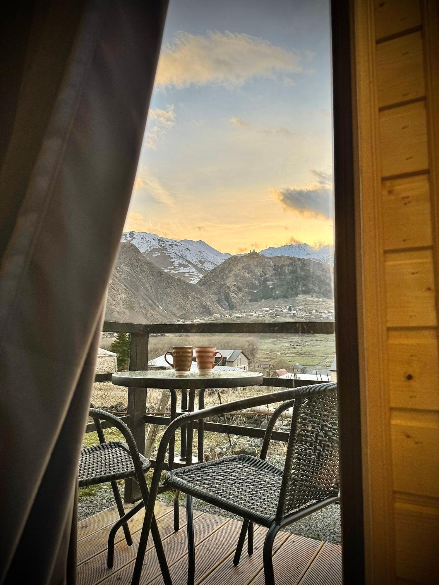 Cottages Dila คัซเบกี ภายนอก รูปภาพ