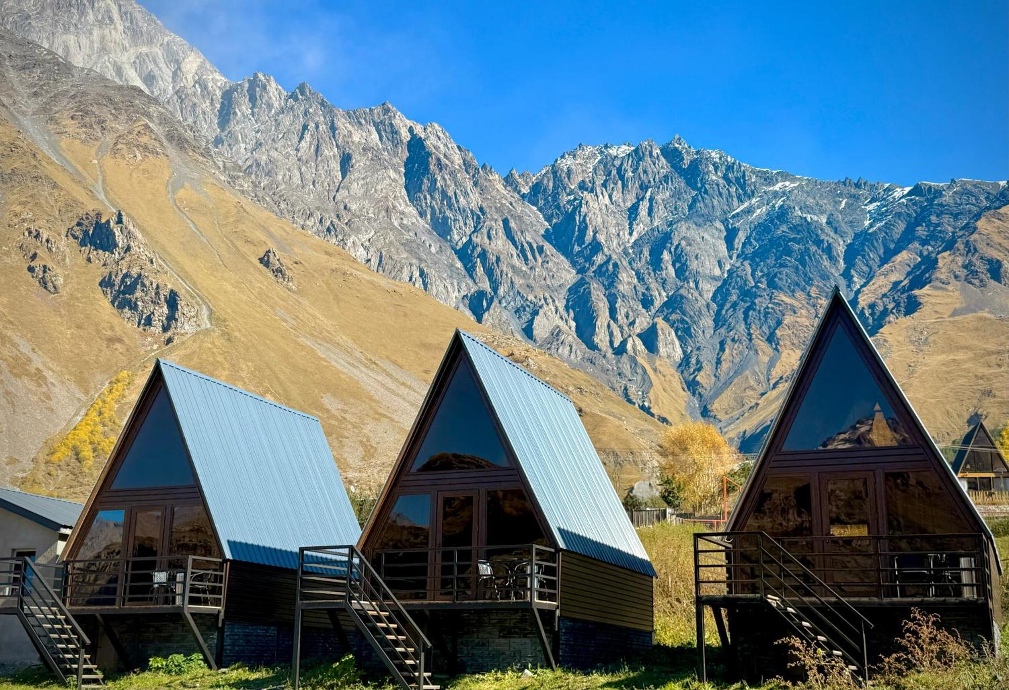 Cottages Dila คัซเบกี ภายนอก รูปภาพ
